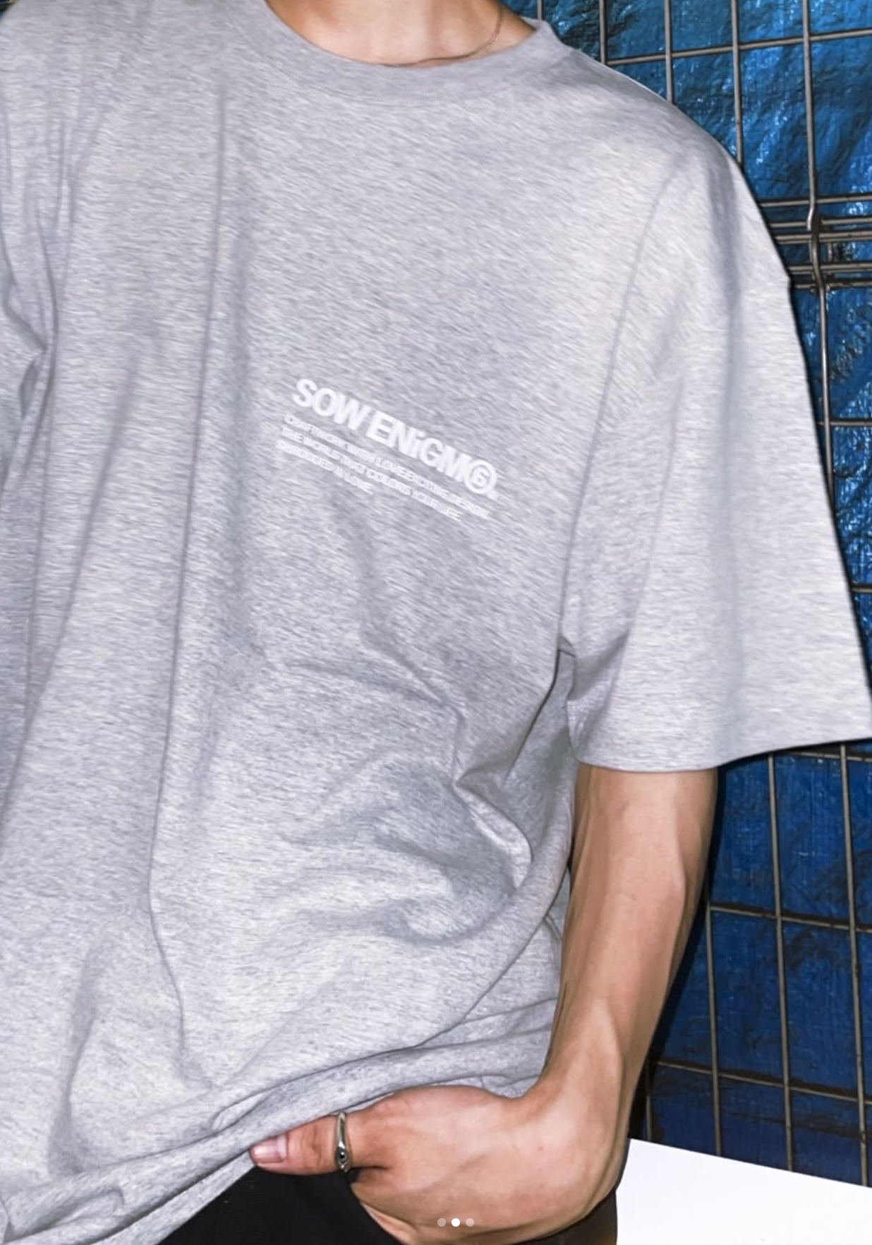 SE@ MARBLE LOGO TEE [GRAY]